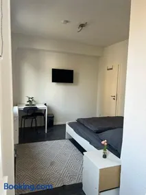 Genesis Apartments - Image 3