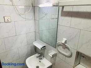 The Comfort Court -1 bedroom Apartment - Image 3