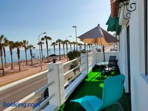 Tranquila casa frente al mar - Image 1