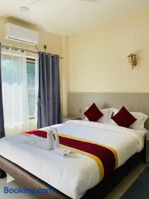 Tiffin Home and Restaurant - Image 2