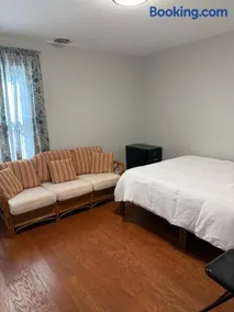 Comfortable 3-BR Home Minutes From UB South & Shop - Image 5