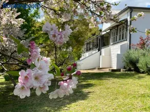 Hanami Place - Kandos - 4 bedroom house 1-8 people - Image 1