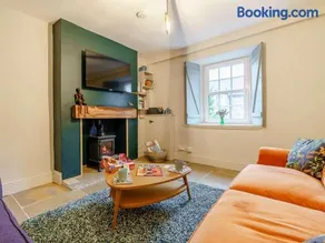 2 Bed in Richmond oc-90435 - Image 4