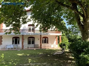 maison de campagne avec grand lac et park arboré - Image 1
