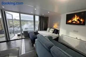 The Lux Pod - Image 3