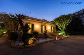 Villa Laura - Image 1