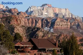 Zion Villa True North - Image 1