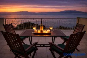 Derveni Seaside Apartments - Deluxe Sea View Penthouse Jacuzzi-BBQ & Groundfloor Garden View Apartment - Image 2