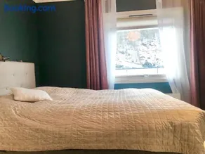 Cozy home away from home - Image 3