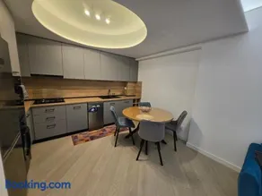 Luxury Pipera 3Rooms Apartament - Image 3