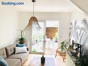 Maison BB Burgonce Bohème centre avec extérieur WIFI gratuit et NETFLIX - Image 1