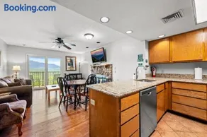 Timberline Terrace - Image 3