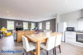 Spacious 2 Bed Ribble Valley Apartments - Image 4