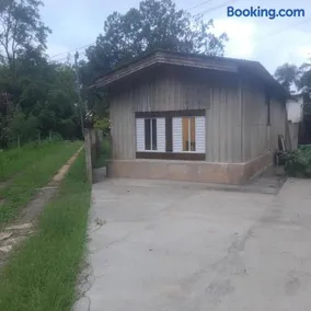 Embu Manacás da Serra - Image 1