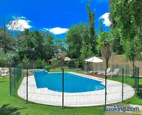 Shangri la - Casa y Pileta Privada - Image 2