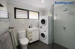 Coastal Stay - Image 4