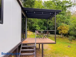 Jalapa's Rural Container Studio - Image 2