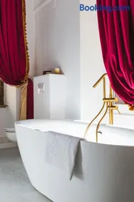 Sia Boutique Aparthotel - Image 5