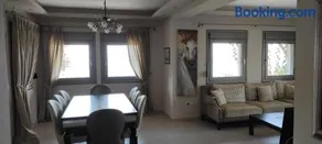 Seaside Boutique Villa - Image 5