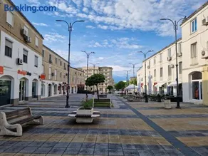 Iris Mangalia ultra central, seaside, suits - Image 1