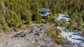 Stonehenge Tobermory - Rustic Retreat - Image 2