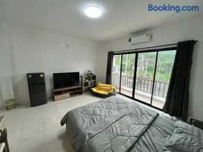 84 Bar & Guest House - Image 1