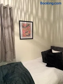 2 Bedroom House for Contractors - Image 5