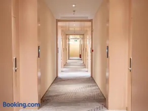 Lavande Hotel Zhongshan Tanzhou - Image 3