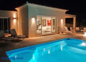 Charmante villa avec piscine privée à Calvi, 132 m² - Image 1