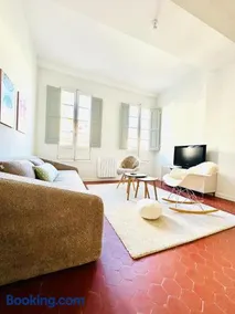 Design and Provençal Elegance Suite in Aix - Image 4