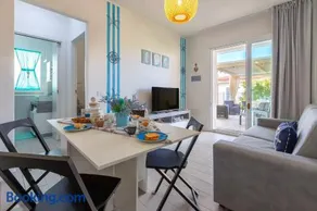 Voll ausgestattetes Ferienhaus mit Pool, Grill und Garten | Gartenblick | Nah am Strand - Image 1