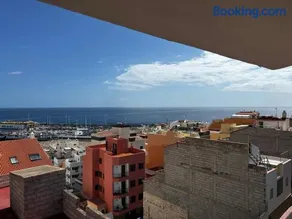 Vista Mar y piscina climatizada - Image 4