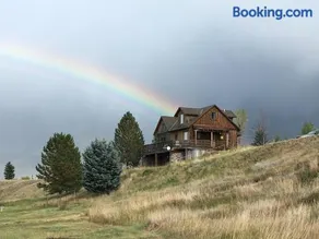 Yellowstone House - Image 2