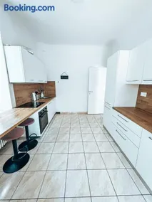 Appartamento in villa antica a pochi passi dal lago - Image 2