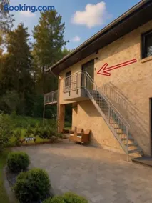 Helle Ferienwohnung Waldblick mit Balkon und Garten - Image 2