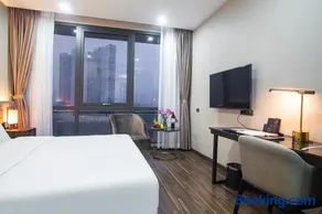 Western Skyline Hotel - Image 2