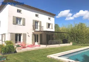 The HoPe, appartement au sein d'une maison avec piscine - Image 2