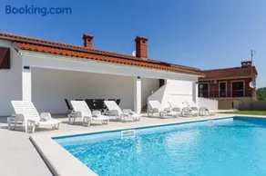 Lovely VILLA Piljan with a private swimming POOL - Image 2