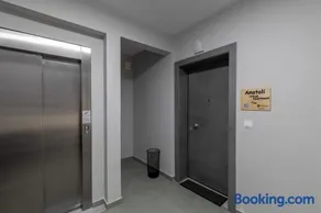Anatoli Urban Apartment with private parking - Image 2