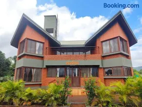 Sadashiv Bungalow - Kudje,3BHK with swimming pool - Image 1