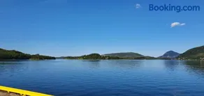 Koselig og usjenert hytte med fantastisk utsikt og solforhold - Image 3