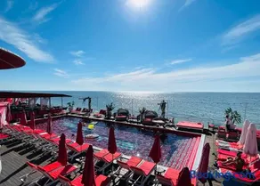 Arkadia Beach Hotel - Image 3
