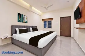 Townhouse Erode Bus Terminal Formerly Everest Viji Residency - Image 2