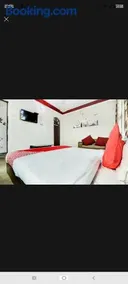 Hotel Star Inn - Image 3