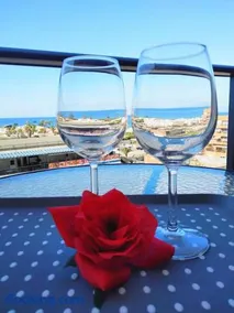 Ocean View Elegant Magic Apartment - Image 1