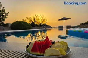 Bliss House Villa - Image 2