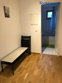 Schönefeld 15 - BER, 25 min to TESLA & 20 km to trendy neighborhood - Image 2