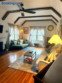 Highland Cottage - Image 1