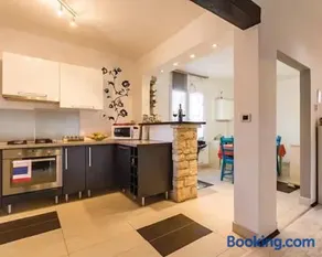 Gorgeous Apartment Garma - Image 3