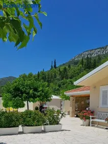 KUĆA U PRIRODI LI - Image 2